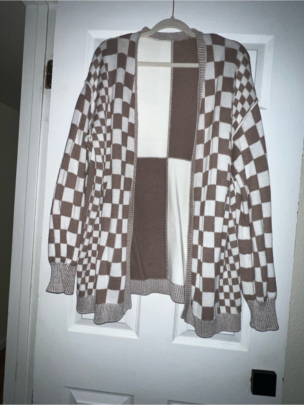 Women’s Brown & Cream Checkered Open Cardigan Sweater